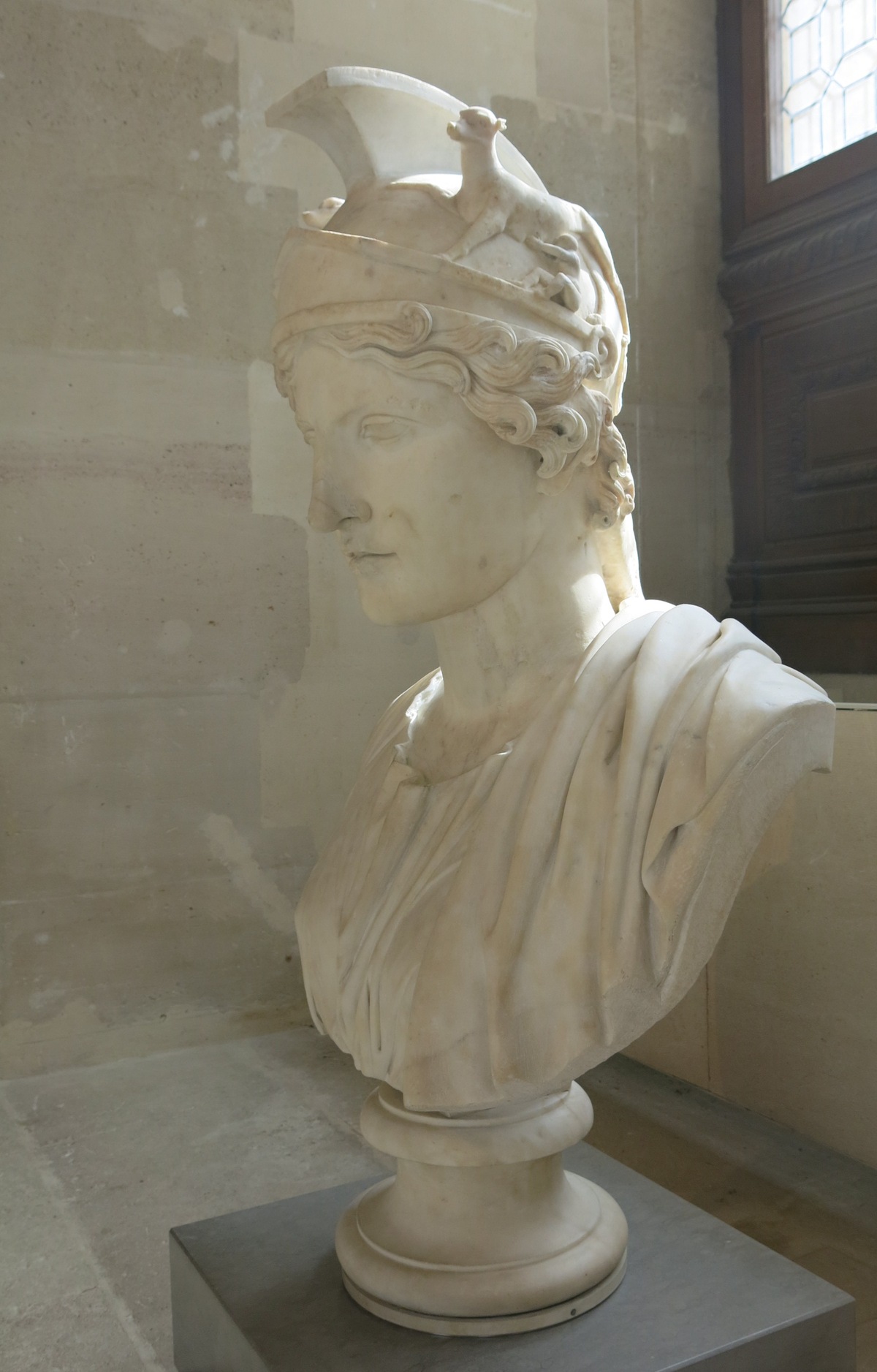 Busto de Roma, Museu do Louvre